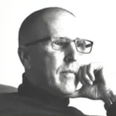 Dr Cobus Pienaar